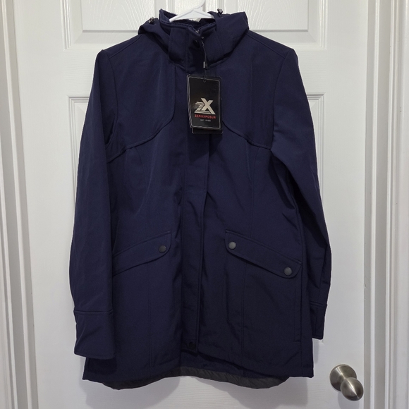 ZeroXposur Jackets & Blazers - ZeroXposur women's all season Softshell Full Zip Navy Blue jacket Size Medium